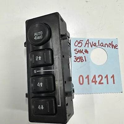 2005 Chevrolet Avalanche 1500  5.3  TransferCase Switch  15136039   014211 TUB 6 - Image 1 of 4