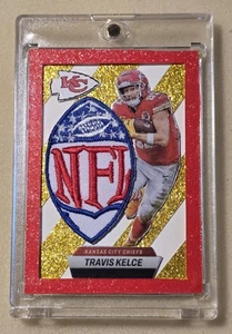 Tarjeta parche escudo NFL personalizada Travis Kelce 1/1 Kansas City Chiefs arte #/1 - Imagen 1 de 5