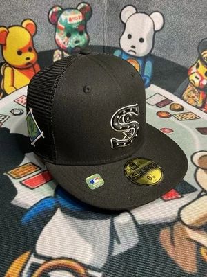 NEW ERA 59 FIFTY MLB CHICAGO WHITE SOX ONFIELD BLACK MESH FITTED HAT 6 7/8 NEW - Image 1 of 4