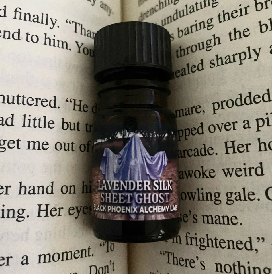 Hoja de lavanda Ghost (2024) NUEVO Black Phoenix Alchemy Lab (BPAL) 5 ml Foto 1 de 1