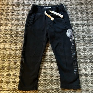 Gap Kids Boys Sweatpants Pants Star Wars Darkside Size XS 4-5 straight leg - Picture 1 of 9
