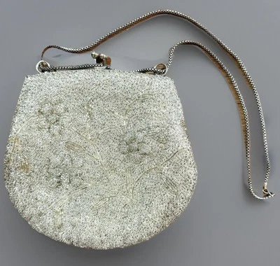 Vintage HANDCRAFTED Purse Hand Beaded Kisslock Silver Chain Hong Kong 1940-50s - Image 1 of 4