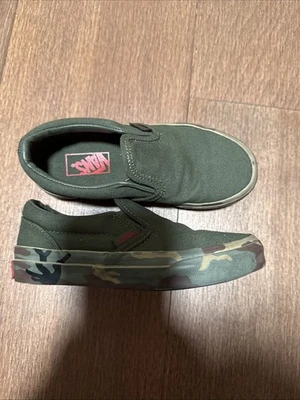 VANS TODDER CAMUFLAJE TALLA 12 SIN CORDONES Foto 1 de 4