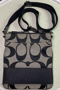 Coach Signature Stripe Swingpack Crossbody Shoulder Handbag Purse Tan/Black - Picture 1 of 15