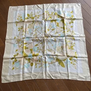 HERMES Carre 90 Multicolor Romantic Silk 100% From Japan F/S - Picture 1 of 10