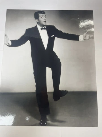 Hand Signed Authentic Dean Martin Picture (37) Cover