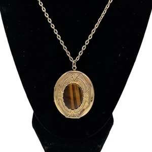 VTG 1970s Large TIGER'S EYE Picture Locket Goldtone Necklace Boho Style 24" - Picture 1 of 9