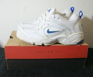 New in box Nike Womens Emerse White / Regal Blue Tennis Shoes Women's US 6.5 - Picture 1 of 3