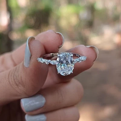 3.30 Ct Oval EF/VS1 Lab Grown Diamond Solitaire Engagement Ring 14k White Gold - Image 1 of 4