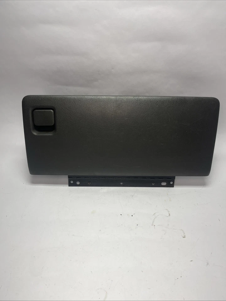 99-06 OEM GM Chevy Chevrolet Silverado Sierra Tahoe Guantera Cubby Foto 1 de 4