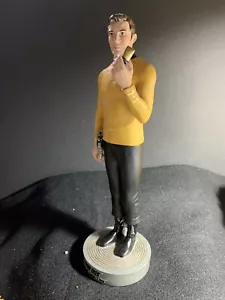 Capitán Kirk Star Trek TOS. Estatua rara edición limitada de Paramount. #462/2500 - Imagen 1 de 5