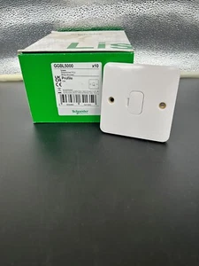 Schneider Lisse GGBL5000 Unswitched FCU White Moulded - Picture 1 of 4