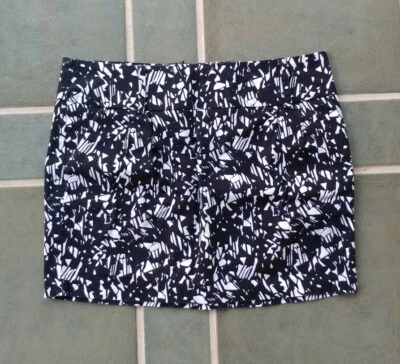 TWENTY ONE 女式迷你裙黑色和白色大号 (10) — 第 1/4 张图片