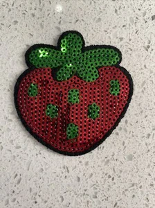 Sequin STRAWBERRY Embroidered Patch - Sew & Iron On Fabric Badge BNWT - Picture 1 of 2