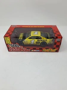 1998 Racing Champions Hermie Sadler Dewalt 1/24 - Picture 1 of 7