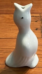 Ceramic pie bird Vent/Funnel - Picture 1 of 6