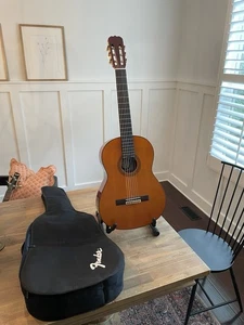 Alvarez Artist Model 5003 Classical Guitar W/ Fender Case NICE FREE SHIPPING!! - Picture 1 of 14
