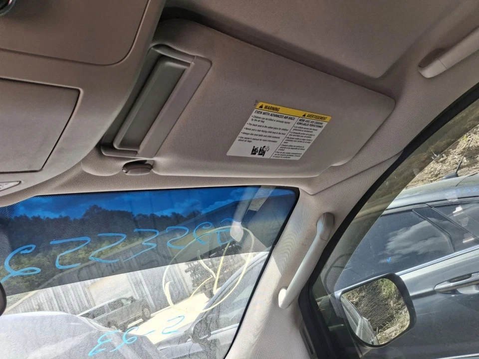 Nissan Armada 2011 pasajero derecho bronceado parasol OEM usado 268-11679R Foto 1 de 1