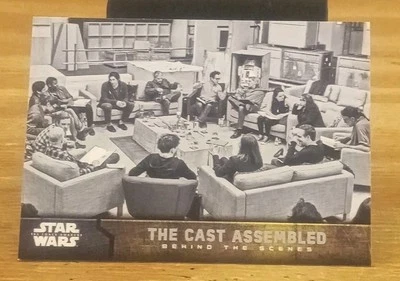2015 Topps Star Wars The Force Awakens Behind the Scenes The Cast Assembled - Image 1 of 3