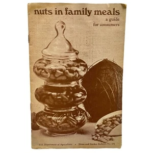 1971 USDA Consumer Guide Nuts in Family Meals Vtg Recipe Booklet Bulletin 176 - Picture 1 of 9