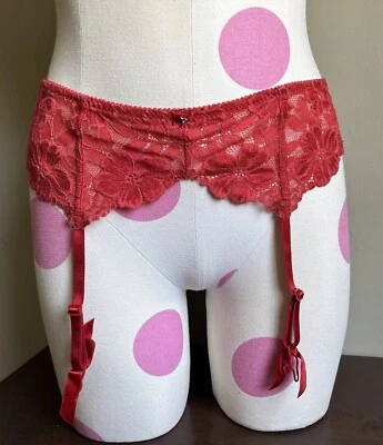 Vintage NEW Victoria’s Secret All Lace Garter Belt RED S 28-30 - Image 1 of 4