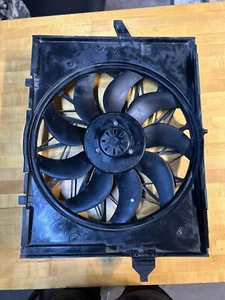 Fits 2008-2009 2010 BMW 528i 2006 2007-2008 750i Radiator Cooling Fan Assembly - Picture 1 of 13