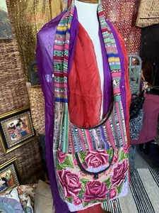 Large Handmade Embroidered Rich Pink Roses Hobo Book Casual Lined Bag Guatemala - Picture 1 of 11