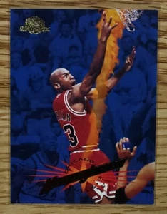Michael Jordan 1995 Skybox Card #15 - Picture 1 of 1
