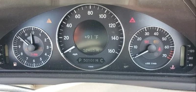 Cuadro medidor velocímetro serie CLK 2008-2009 OE 50 k millas Mercedes-Benz Foto 1 de 4