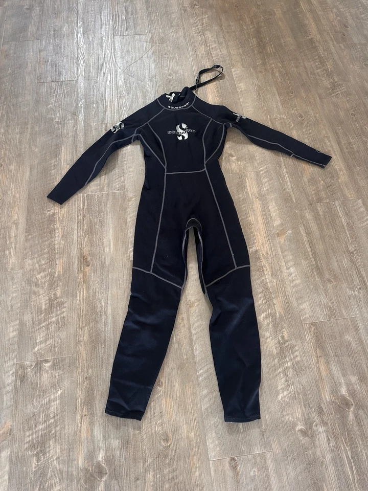 Traje de neopreno completo Scubapro M perfil 0,5 mm TPF 18 Scuba Pr0 Foto 1 de 4