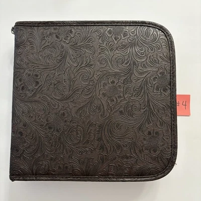 Tim Holtz Idea-ología en relieve *Sin etiqueta #4 carpeta de almacenamiento de sellos de cuero sintético Brn Foto 1 de 4