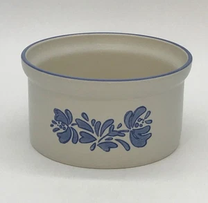 Vintage Pfaltzgraff Yorktown Butter Tub/Crock. Grey and Blue - Picture 1 of 3
