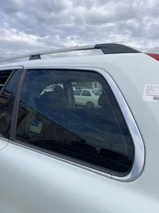 VOLVO XC90 LEFT REAR SIDE GLASS 07/03-12/14 - Picture 1 of 3