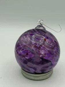 Artful Hogar Vidrio Soplado Púrpura Remolino Bola Adorno de Navidad 4” - Imagen 1 de 9