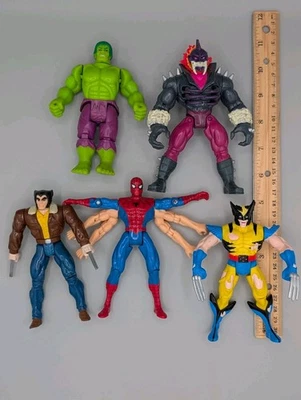Lot of 90's Toybiz Marvel Figures X-Men, Spiderman, Wolverine, and more! - Image 1 of 2