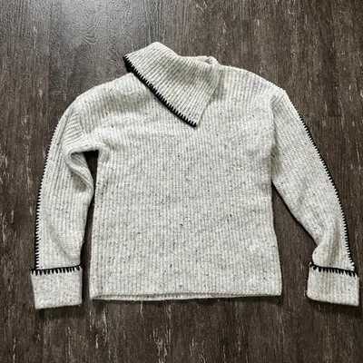 Suéter TWEEDS Punto Moteado Cuello Alto Borde Negro Para Mujer Pequeño Acogedor Elegante Foto 1 de 4