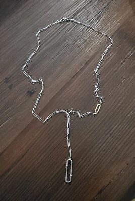 COLLAR CADENA CHICO'S TONO PLATA/ORO CON COLGANTE OVALADO NUEVO SIN ETIQUETAS  Foto 1 de 4