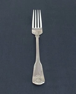 TOWLE stainless LONDON SHELL (KOREA) 1 dinner fork, shiny & bright! LotAa1 - Imagen 1 de 1