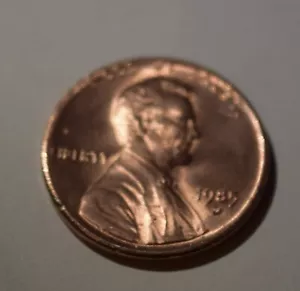 1985 D Lincoln Penny Offset Error with Rim Through "IN GOD WE TRUST" - Picture 1 of 5