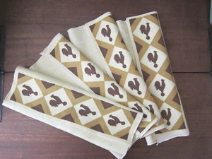 Set of 4 LINEN, ROOSTER MOTIF DINNER NAPKINS, POLKA DOTS AND DIAMOND PATTERN - Picture 1 of 5