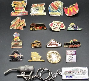 VINTAGE 1990S BILL ELLIOT NASCAR WINSTON CUP PINS AND KEYCHAINS RARE - Picture 1 of 5