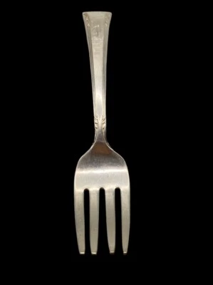 Tenedor International de plata esterlina para bebé niño 4 1/8" Deerfield pat. circa 1913 Foto 1 de 4