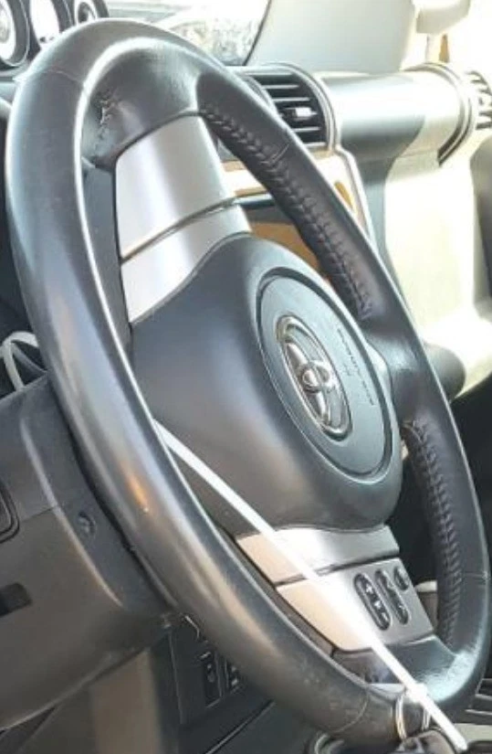 Airbag volante conductor Toyota FJ Cruiser LH 2007-2014 FABRICANTE DE EQUIPOS ORIGINALES Foto 1 de 4