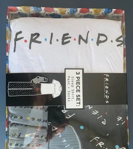Friends XL 3-teiliges Pyjama Shirt Hose Socken Schlafset TV-Serie Geschenkbox NEU Neu im Karton XL - Bild 1 von 6