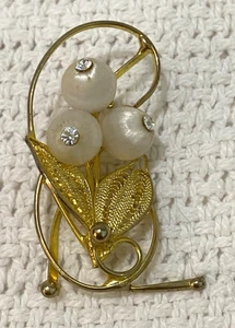 Vintage GoldTone W/White Silk Bead & Rhinestone Flowers W Filigree Leaves - Picture 1 of 19
