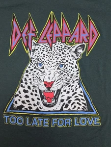 Daydreamer Women’s S Green Band Graphic T Shirt Def Leppard Too Late For Love - Picture 1 of 11