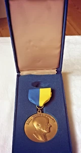 Medaglia Paul Harris Fellow - Rotary Club - Astuccio originale bronzo - Foto 1 di 3