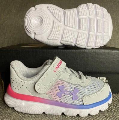 Zapatilla deportiva Under Armour para niñas pequeñas 5 K "Assert 9 AC" gris rosa gancho y bucle NUEVA Foto 1 de 4
