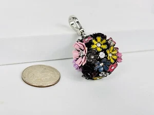Juicy Couture Kristalle & Emaille Blumenkugel Charm - Bild 1 von 4