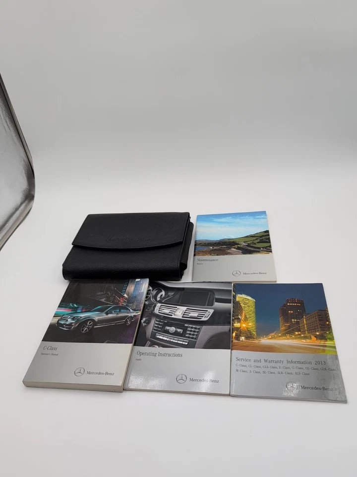 Mercedes Benz Clase C 2013 manual del propietario con estuche C300 Foto 1 de 3